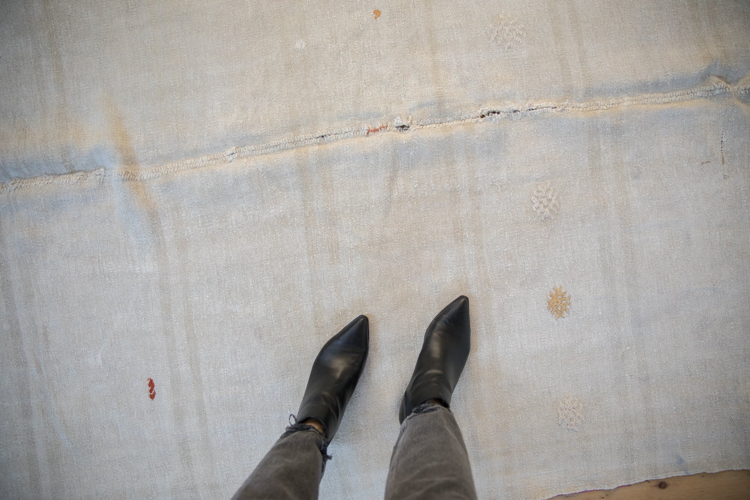 5.5x14 Vintage Turkish Hemp Kilim Design Rug Runner // ONH Item ee004545 Image 1