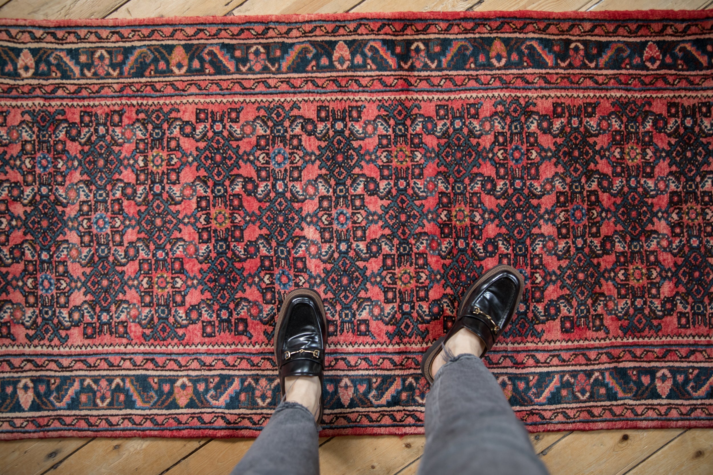 Vintage Hamadan Rug Runner // ONH Item: ee004579, Image 1