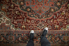 Vintage Distressed Heriz Carpet // ONH Item: ee004627, Image 1