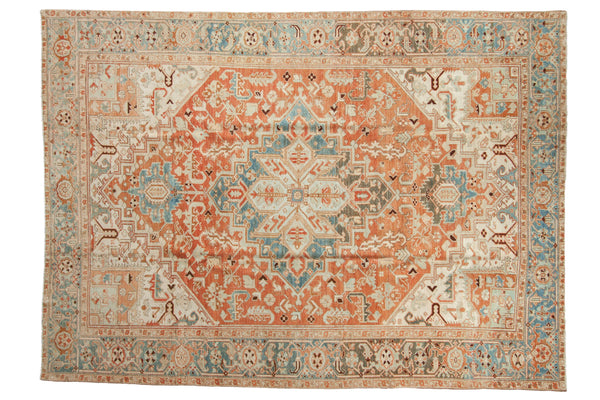 Vintage Distressed Heriz Carpet // ONH Item: ee004631