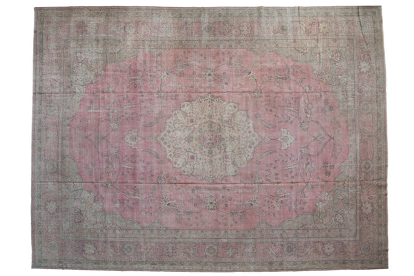 Vintage Distressed Sparta Carpet // ONH Item: ee004650