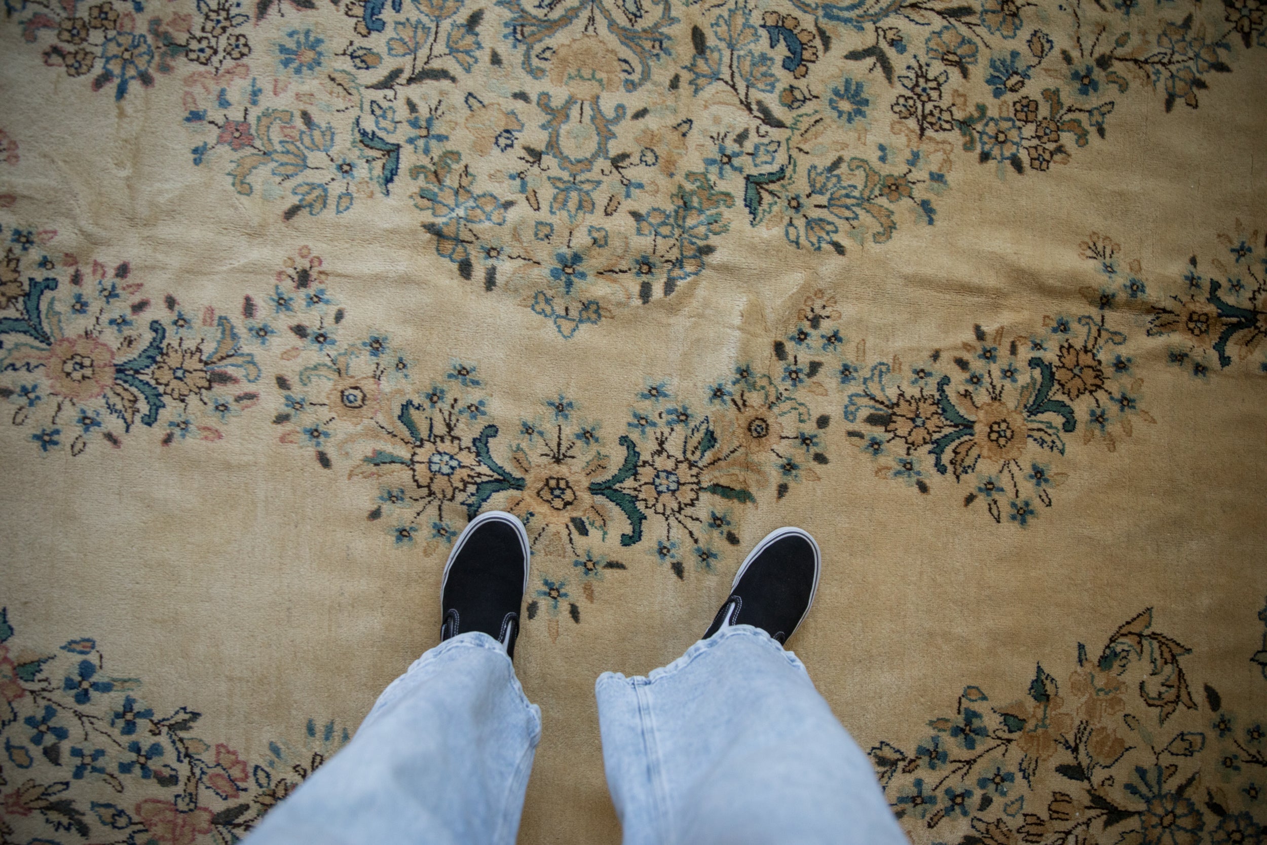 Vintage Kerman Carpet // ONH Item: ee004653, Image 1