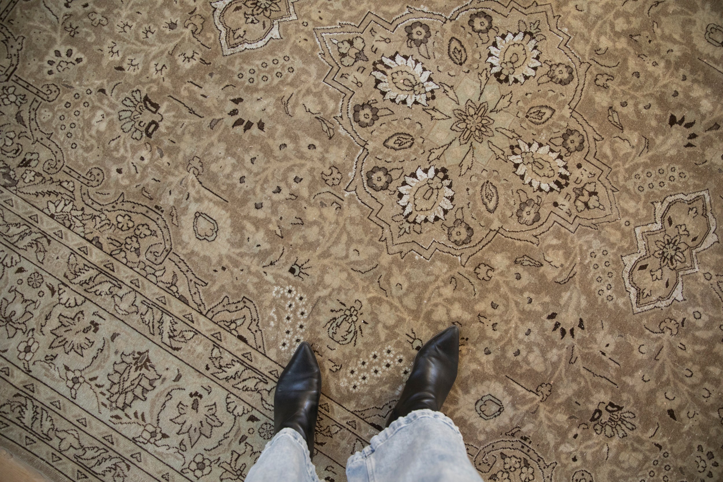 Vintage Distressed Tabriz Carpet // ONH Item: ee004679, Image 1