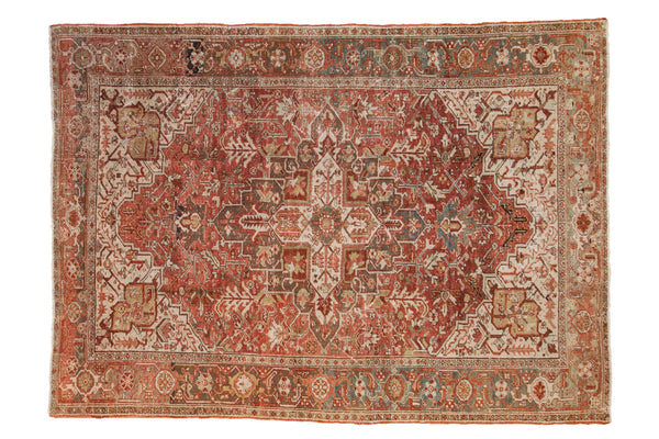 Vintage Distressed Heriz Carpet // ONH Item: ee004686