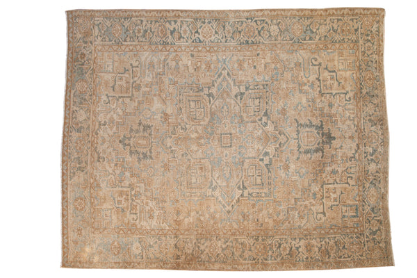 Vintage Distressed Heriz Carpet // ONH Item: ee004688