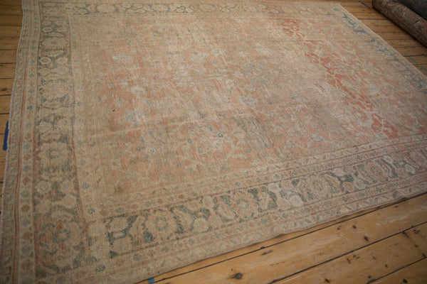 Antique Distressed Mahal Carpet // ONH Item: ee004689, Image 7