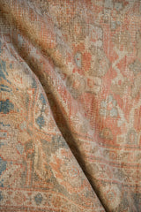 7.5x10 Antique Distressed Mahal Carpet