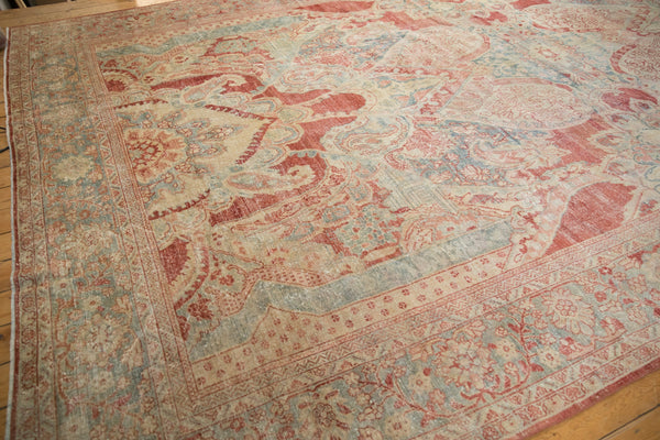 Vintage Distressed Mahal Carpet // ONH Item: ee004692, Image 6