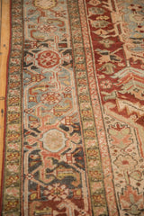 Vintage Distressed Heriz Carpet // ONH Item: ee004718, Image 3