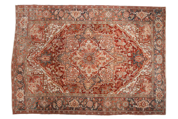 Vintage Distressed Heriz Carpet // ONH Item: ee004719