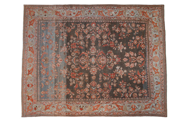 Vintage Distressed Lilihan Carpet // ONH Item: ee004730