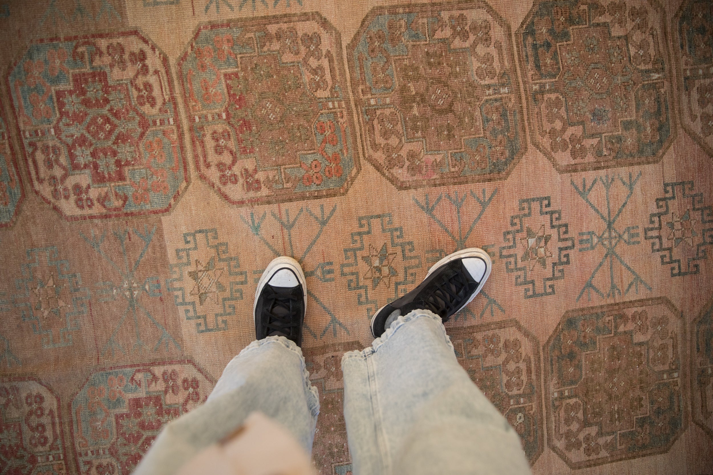 Vintage Distressed Ersari Carpet // ONH Item: ee004733, Image 1