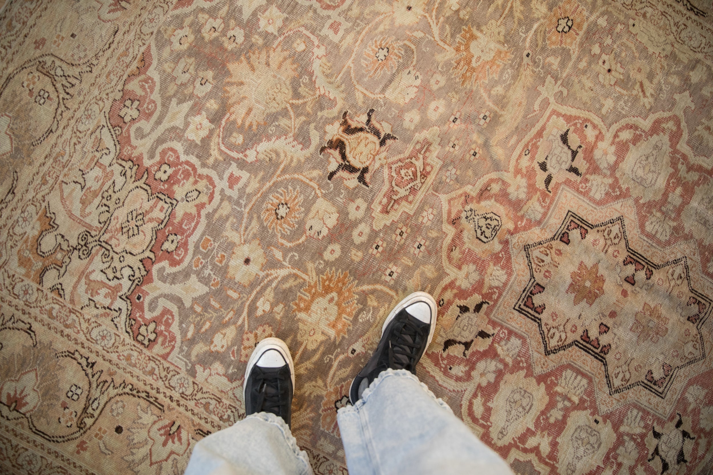 Vintage Distressed Kayseri Carpet // ONH Item: ee004739, Image 1