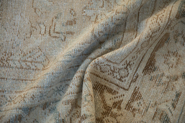 Vintage Distressed Mahal Carpet // ONH Item: ee004744, Image 11