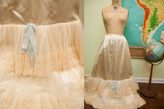 Fancy Vintage 50s Bridal Slip Petticoat // ONH Item 1681