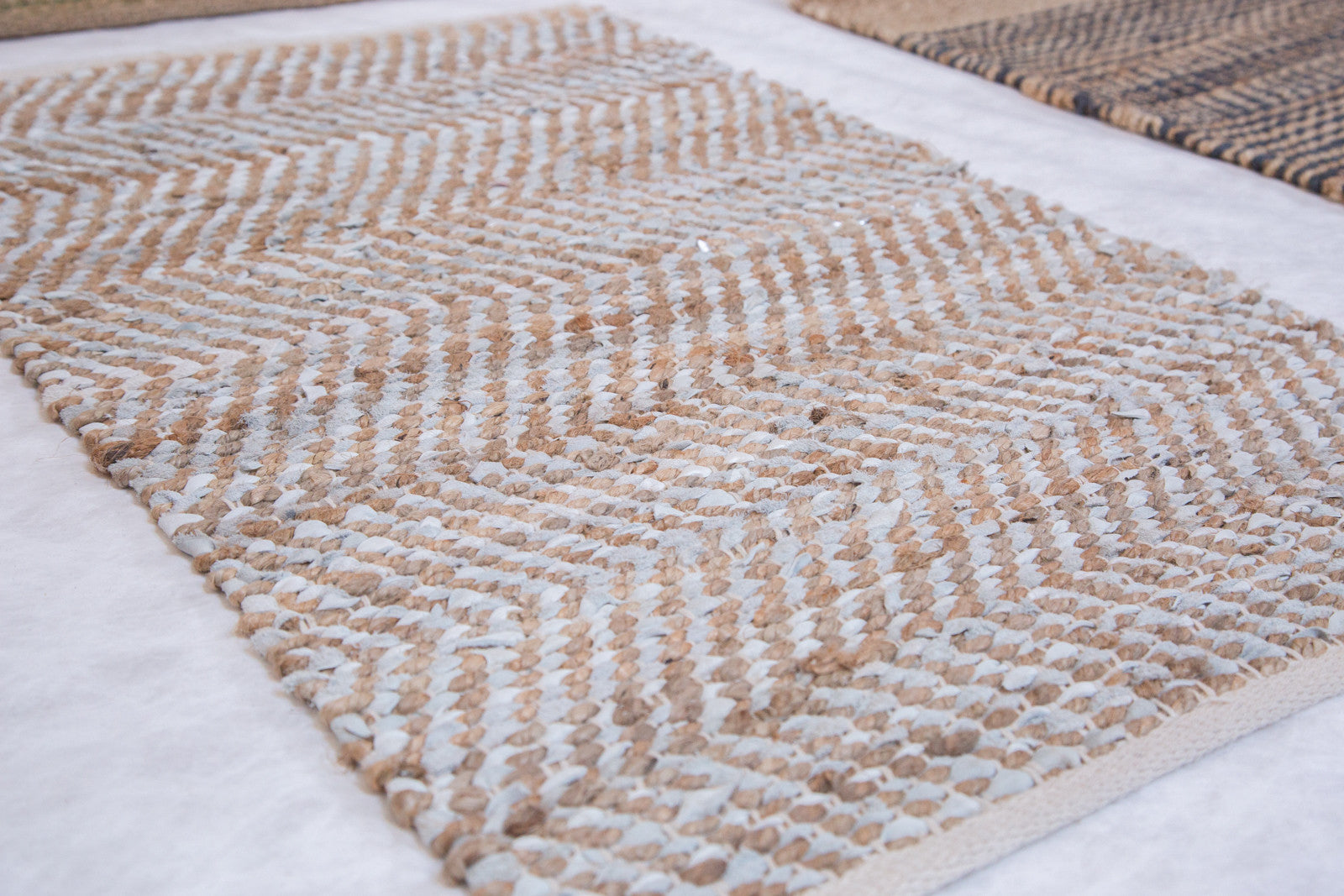 Juliette New Carpet Collection // ONH Item 3981 // MDXJULI02000300 Image 1