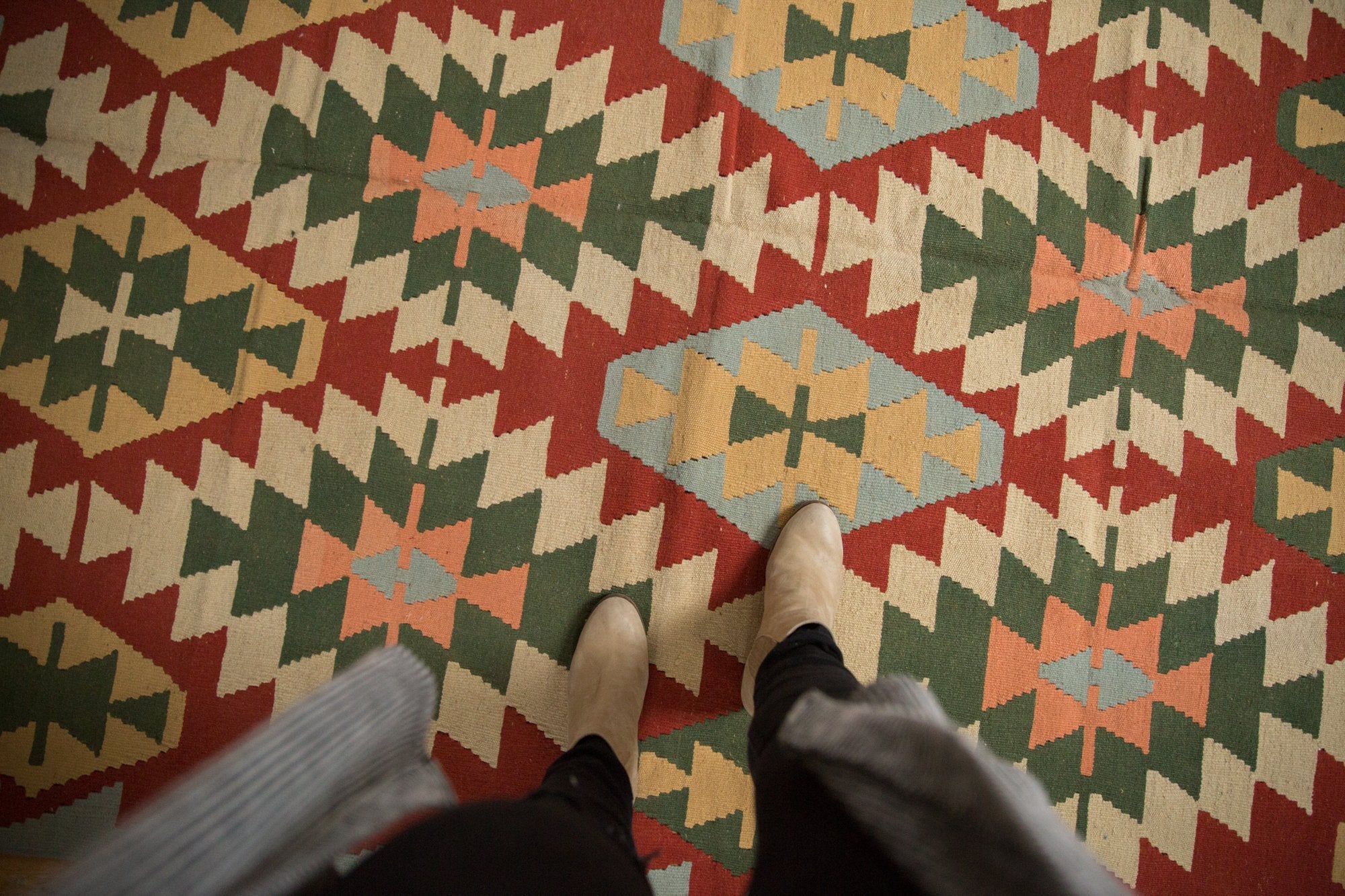 5.5x7.5 Vintage Turkish Kilim Carpet // ONH Item mc001118 Image 1