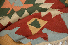 5.5x7.5 Vintage Turkish Kilim Carpet // ONH Item mc001118 Image 7