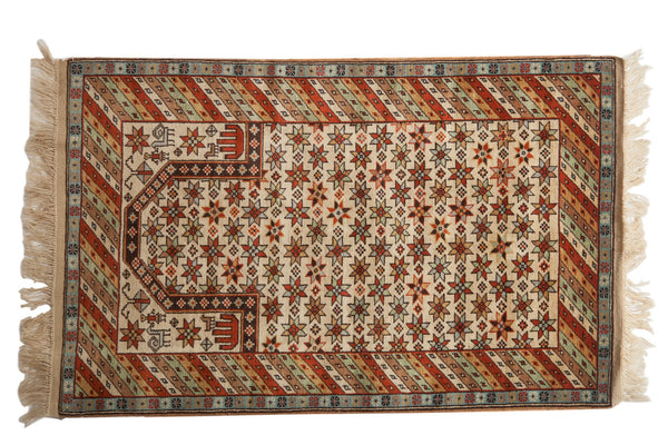 3.5x5.5 Vintage Romanian Daghestan Design Rug // ONH Item mc001142