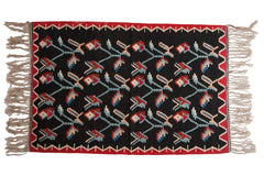 4x6 Vintage Natural Dyes Turkish Kilim Rug // ONH Item mc001157