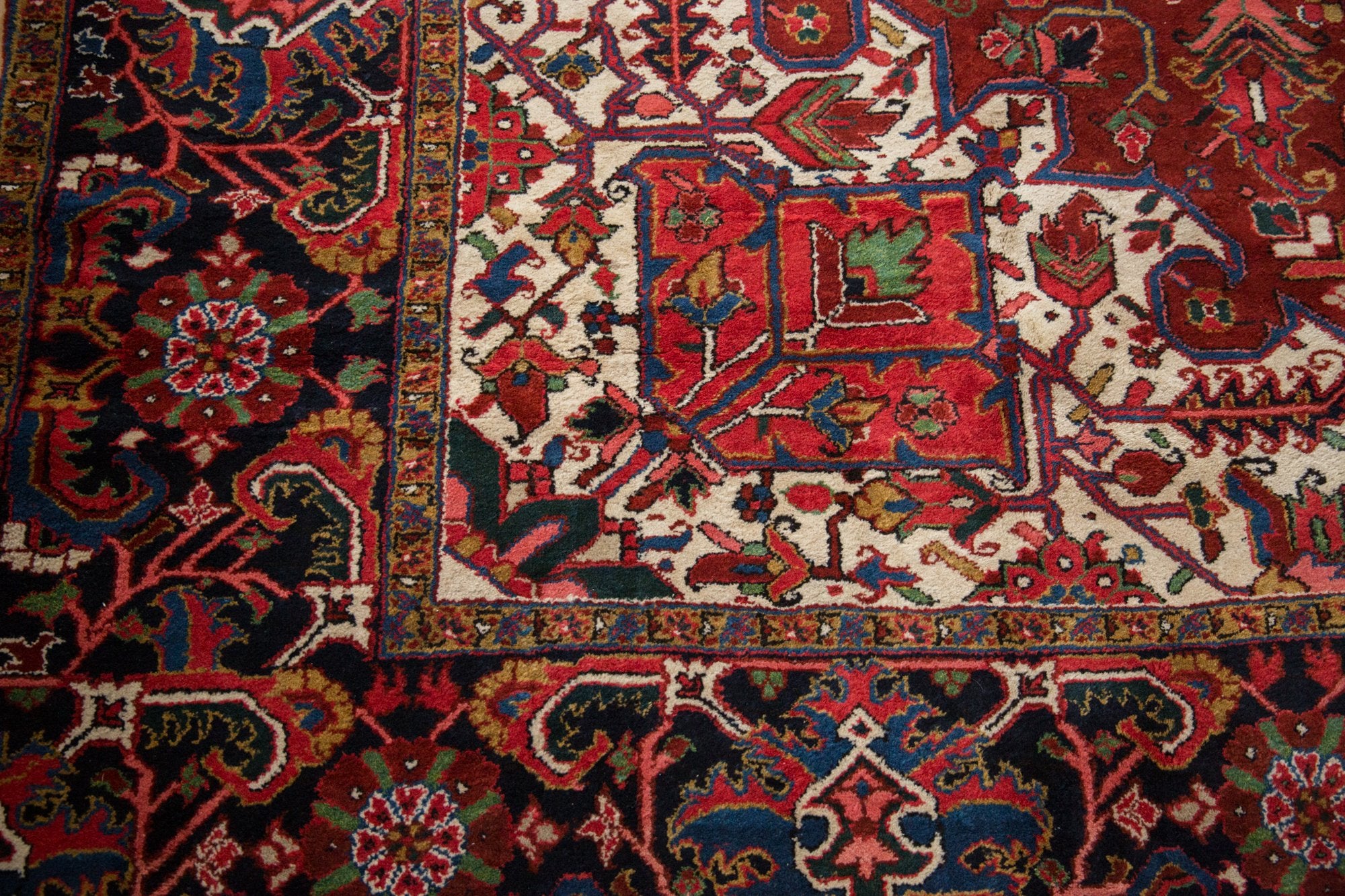 Vintage Ahar Persian Carpet 11'2