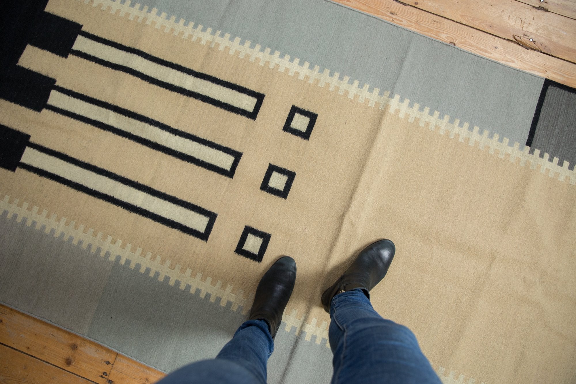 4x15.5 Vintage Contemporary Kilim Rug Runner // ONH Item mc001362 Image 1