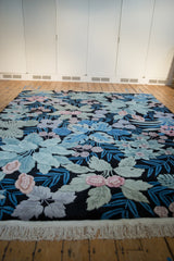 Intact white fringe and secured selvage of the 8x10 Vintage Jungle carpet.