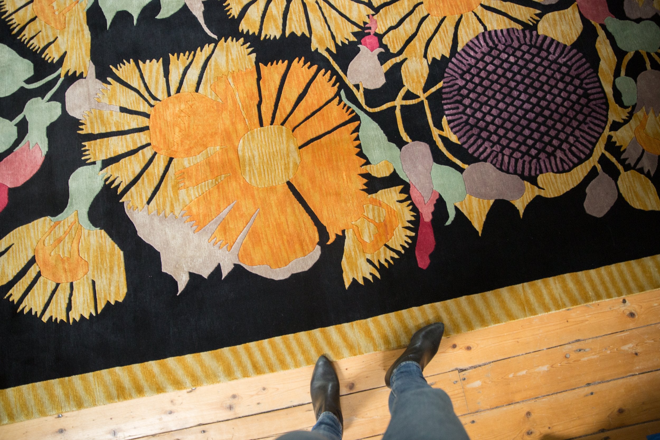 8.5x12 Vintage Indian Art Deco Carpet // ONH Item mc001739 Image 1