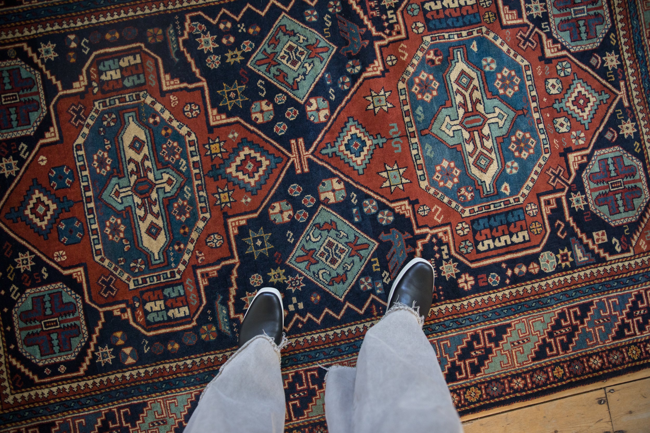 4.5x7 Vintage Indian Caucasian Design Rug // ONH Item mc001754 Image 1