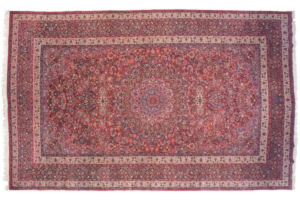 12x19.5 Vintage Fine Meshed Carpet // ONH Item mc001842