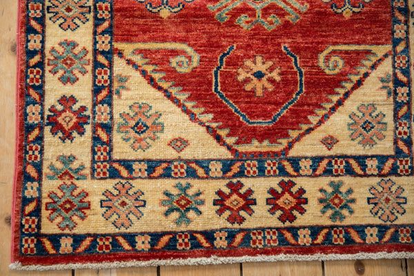 2.5x3.5 New Pakistani Caucasian Design Rug // ONH Item mc001979 Image 3