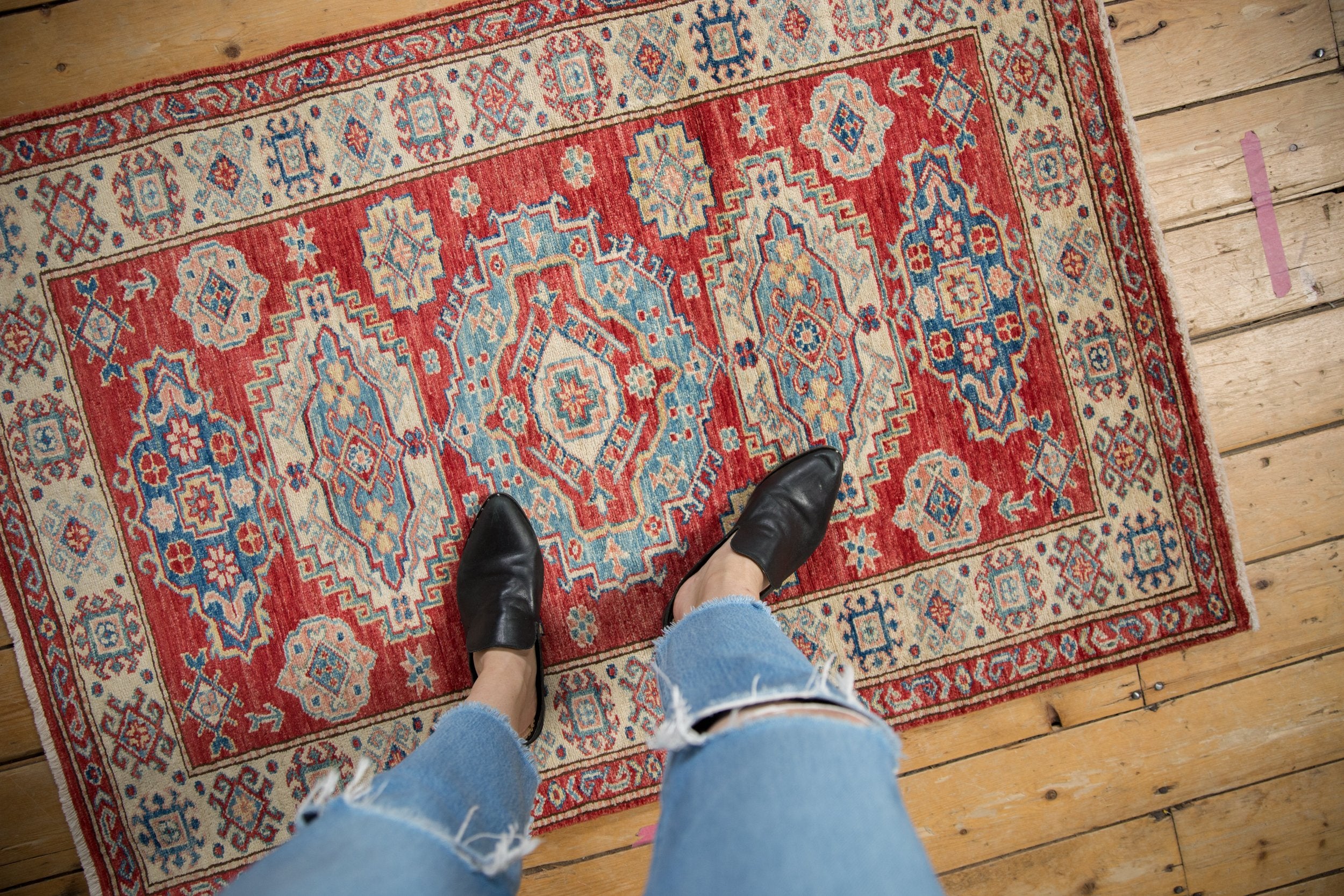 3x4.5 New Pakistani Caucasian Design Rug // ONH Item mc002010 Image 1