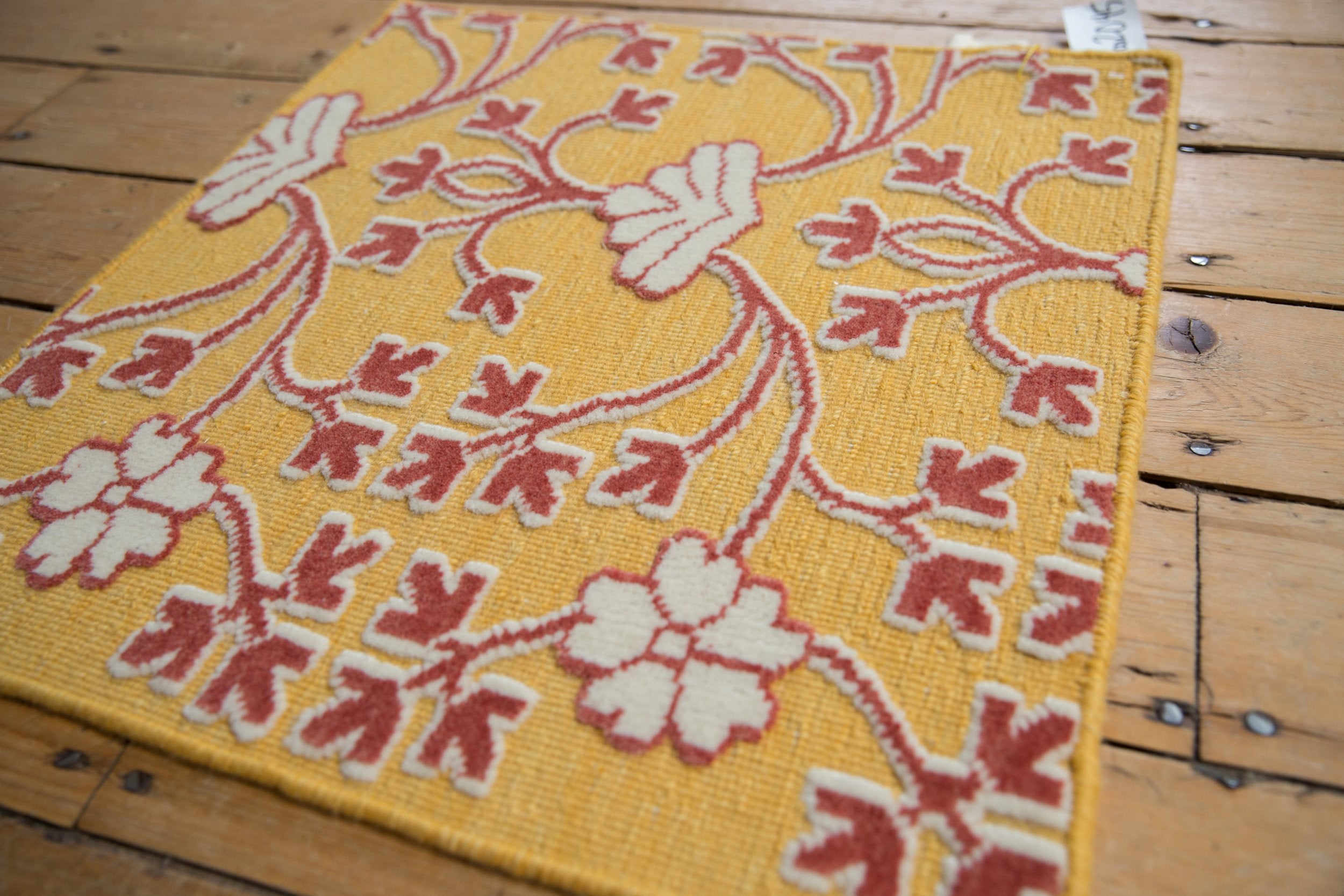 2x2 New Indian Samarkand Design Square Rug Mat // ONH Item mc002045 Image 1