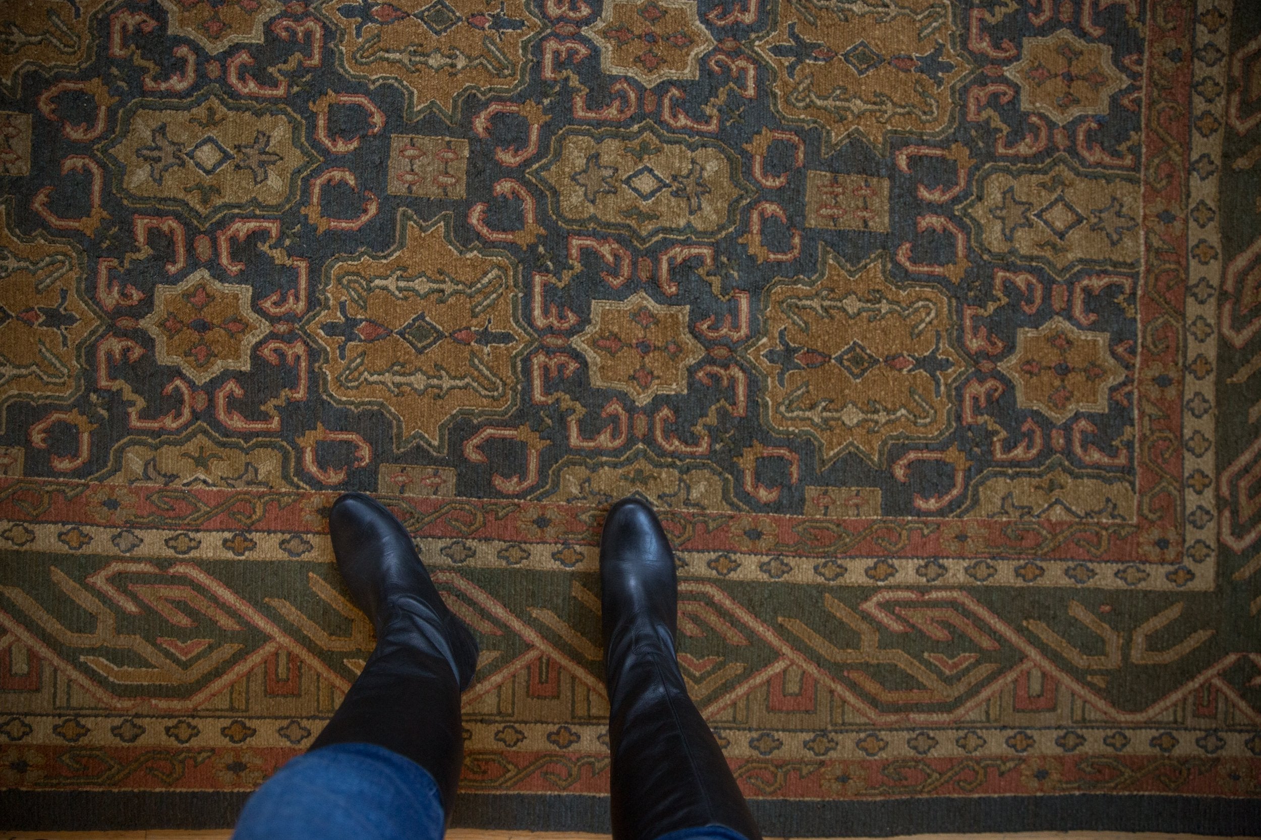 9.5x11.5 Vintage Tea Washed Agra Soumac Carpet // ONH Item mc002057 Image 1