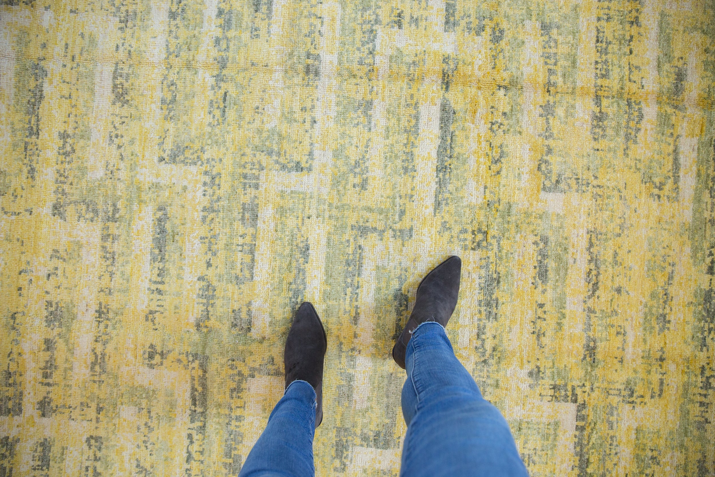 8x10 Pakistani Contemporary Design Carpet // ONH Item mc002134 Image 1