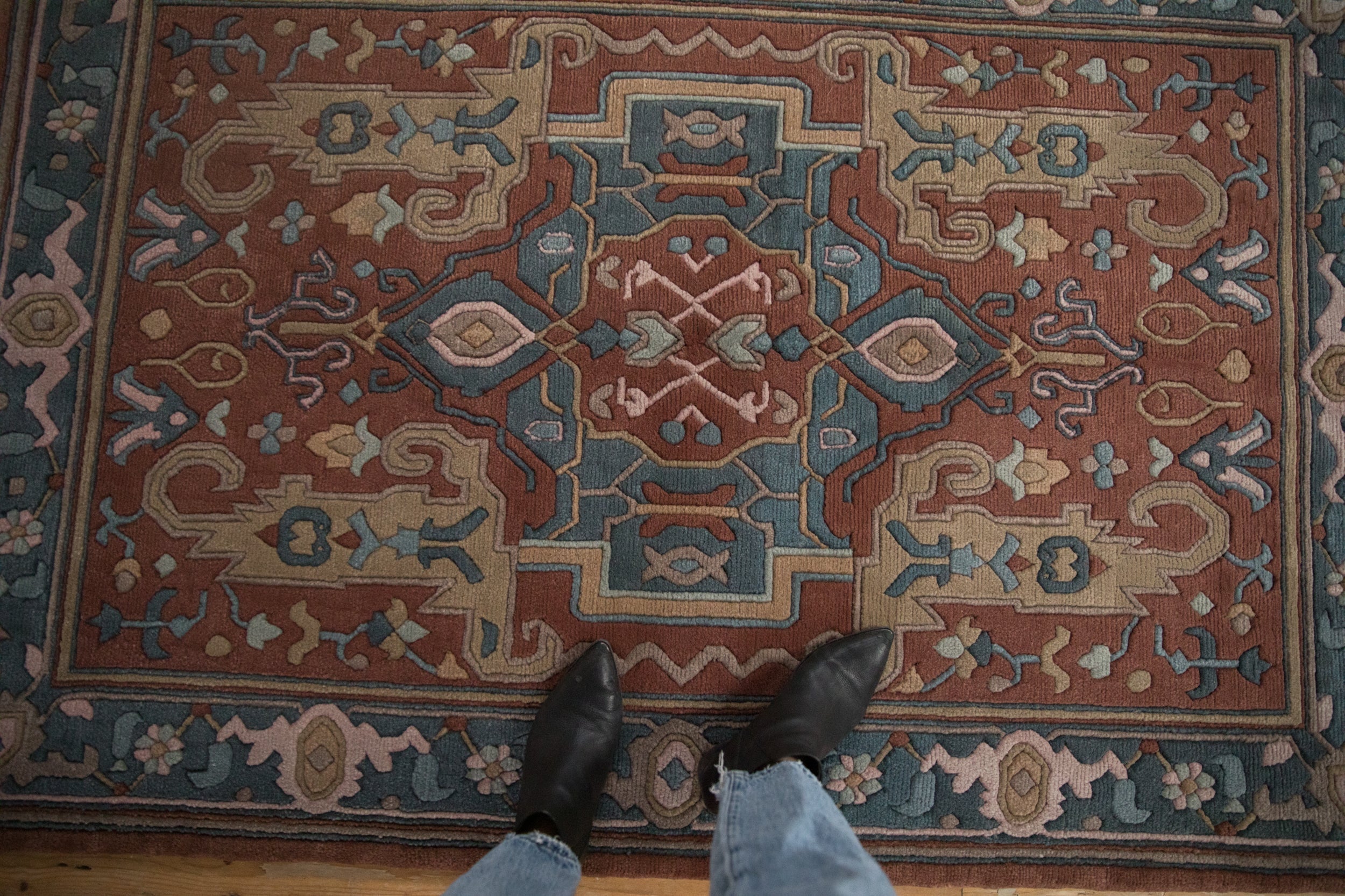 4x6 Vintage Contemporary Indian Serapi Design Rug // ONH Item mc002166 Image 1