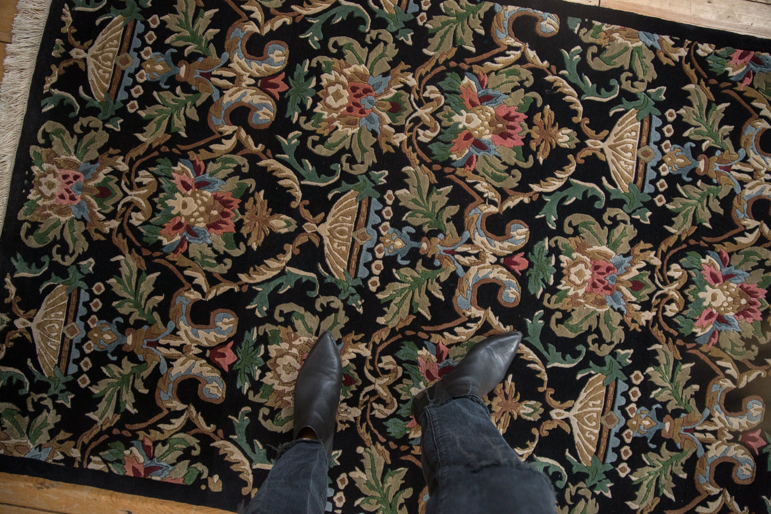 4x6 Vintage Indian Savonnerie Design Rug // ONH Item mc002177 Image 1