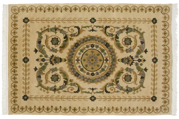 4x6 Vintage Indian Savonnerie Design Rug // ONH Item mc002224