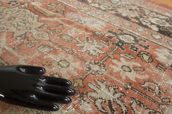 Distressed Vintage Mahal Carpet