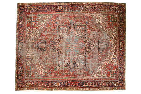9'1" x 11'3" Vintage Heriz Carpet / Item sm001258 image 1