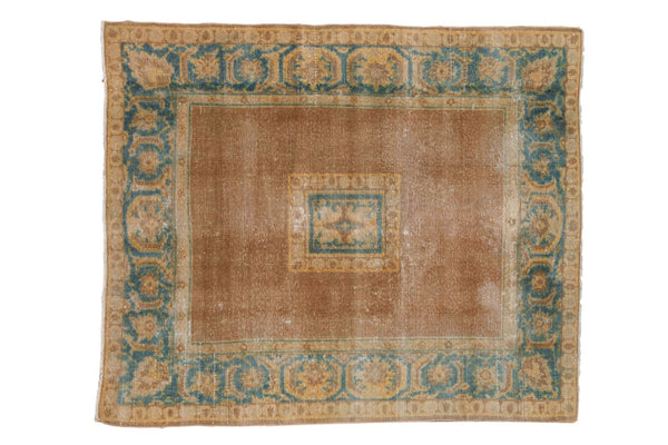 5x6 Vintage Distressed Agra Square Rug // ONH Item sm001346