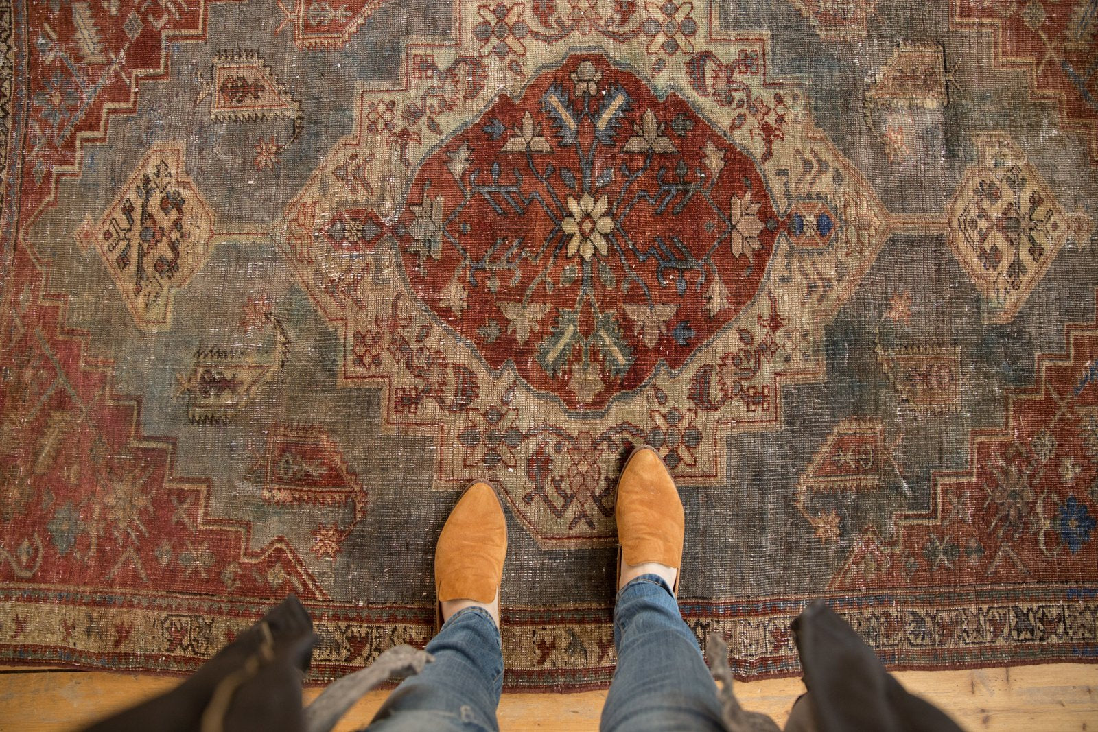 4x6.5 Vintage Distressed Northwest Persian Rug // ONH Item sm001361 Image 1