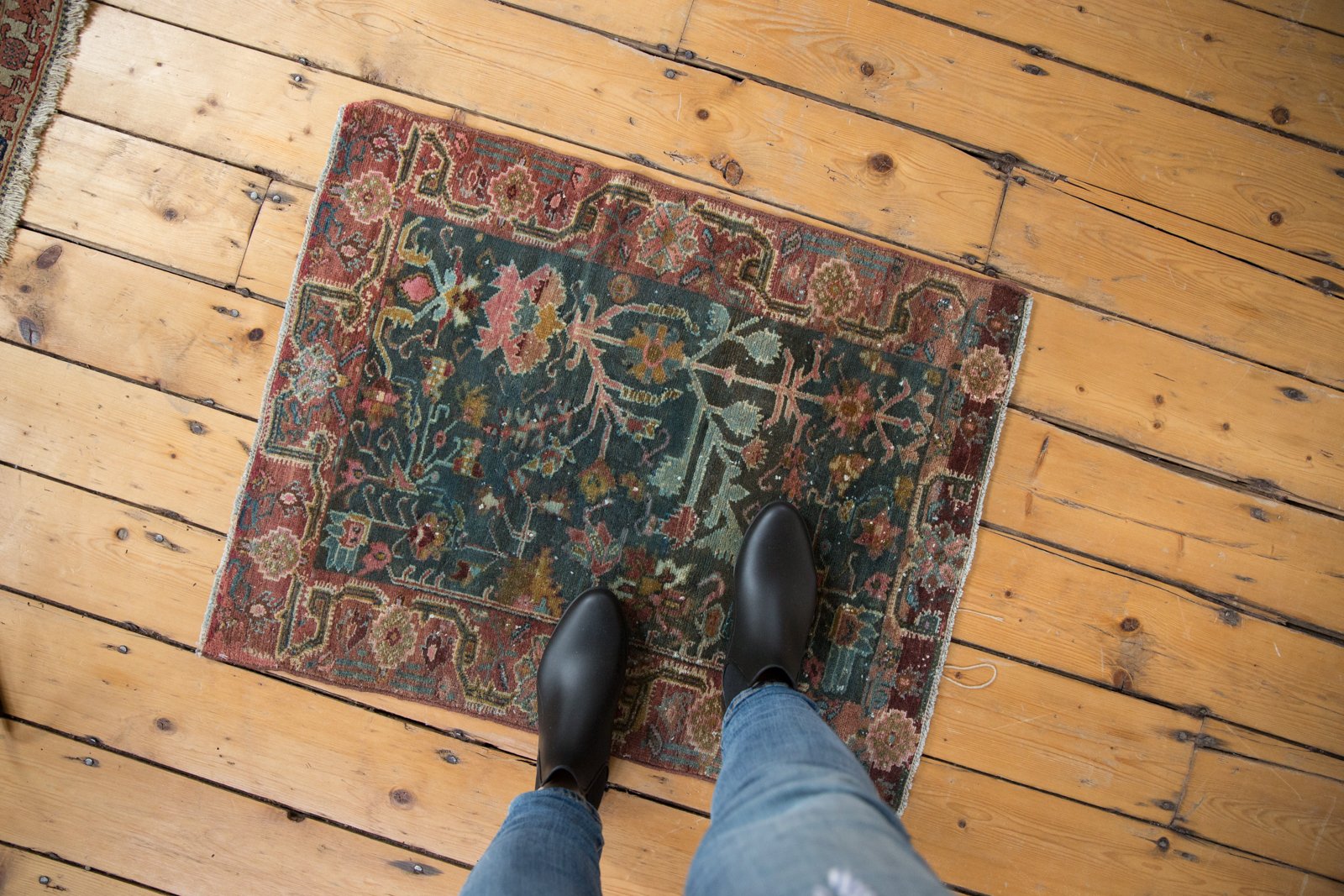 2x3 Vintage Distressed Sarouk Rug Mat // ONH Item sm001368 Image 1