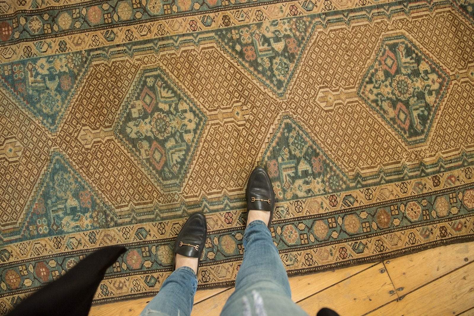 3.5x15 Vintage Distressed Serab Rug Runner // ONH Item sm001376 Image 1