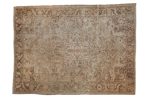 8.5x11.5 Vintage Distressed Heriz Carpet // ONH Item sm001410
