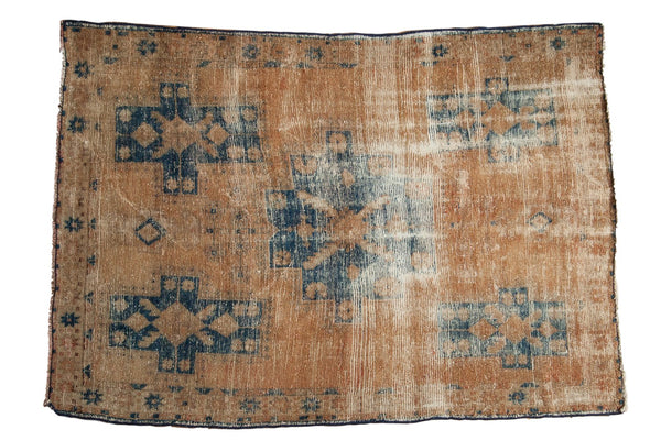 4'2" x 6' Vintage Distressed Hamadan Rug / Item sm001436 image 1