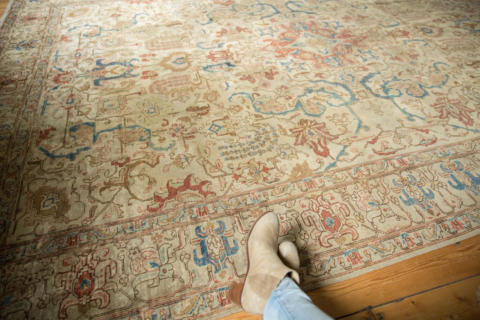  Vintage Distressed Tabriz Carpet / Item sm001460 image 2