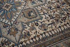 9.5x17.5 Vintage Distressed Heriz Carpet // ONH Item sm001464 Image 4