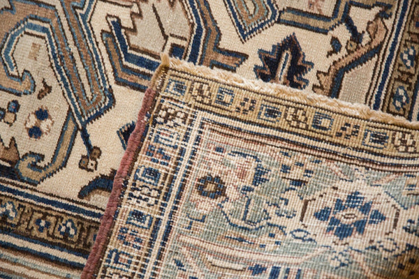 9.5x17.5 Vintage Distressed Heriz Carpet // ONH Item sm001464 Image 8