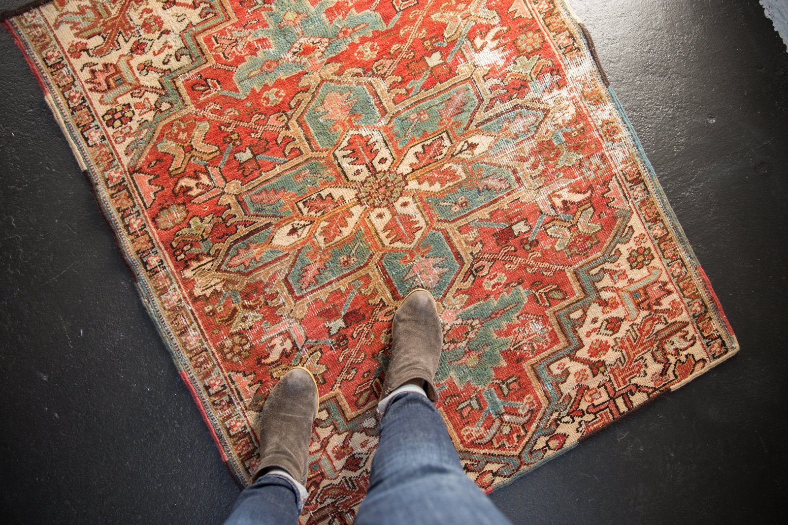 3.5x4 Vintage Distressed Fragment Heriz Square Rug // ONH Item sm001467 Image 1